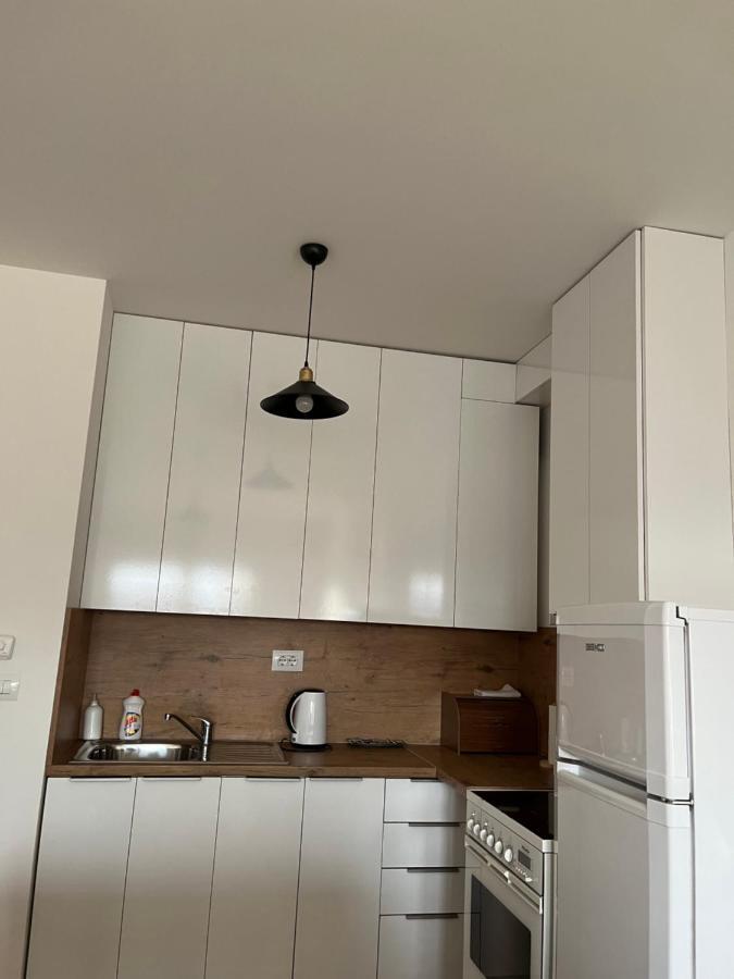 Central Luxury Apartment Pristina Exterior foto