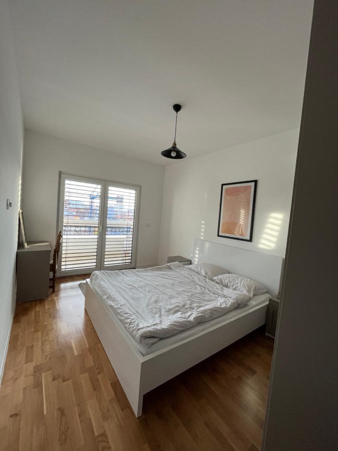 Central Luxury Apartment Pristina Exterior foto
