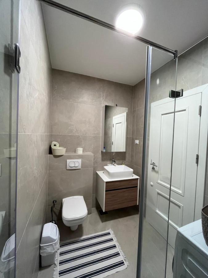 Central Luxury Apartment Pristina Exterior foto